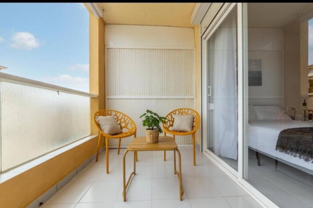 Aquario Rr18 Apartment Ла Пинеда Екстериор снимка